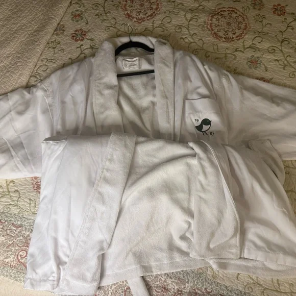 White luxury Nemacolin robe XXL - Picture 10 of 15